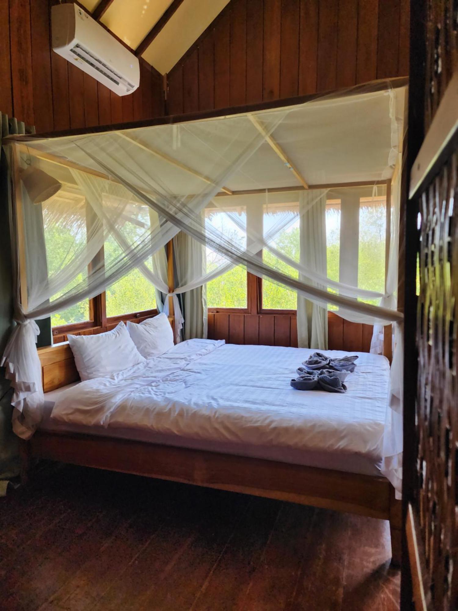 Basa-Basi Lodge Карімунджава Екстер'єр фото